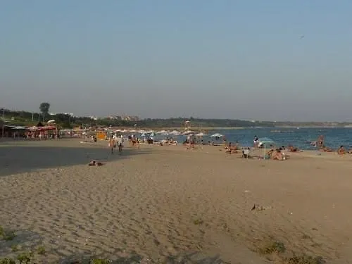 Апартамент за гости дденко *