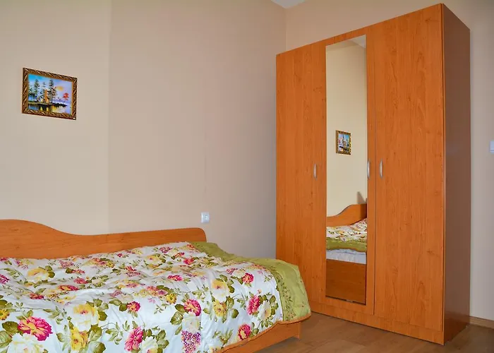 за гости дденко Апартамент *