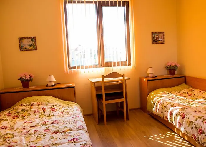 за гости дденко Апартамент *