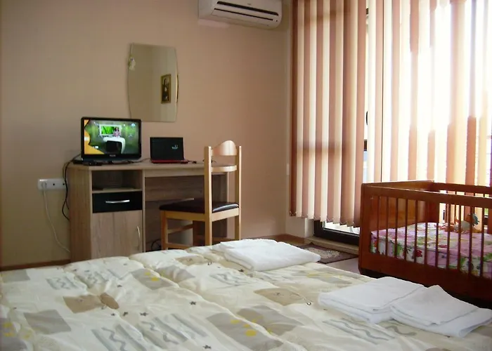 за гости дденко Апартамент Бургас