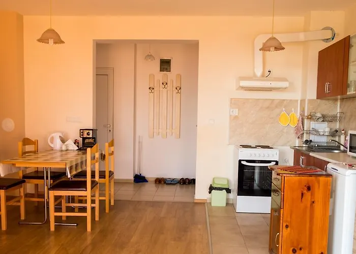 за гости дденко Апартамент Бургас